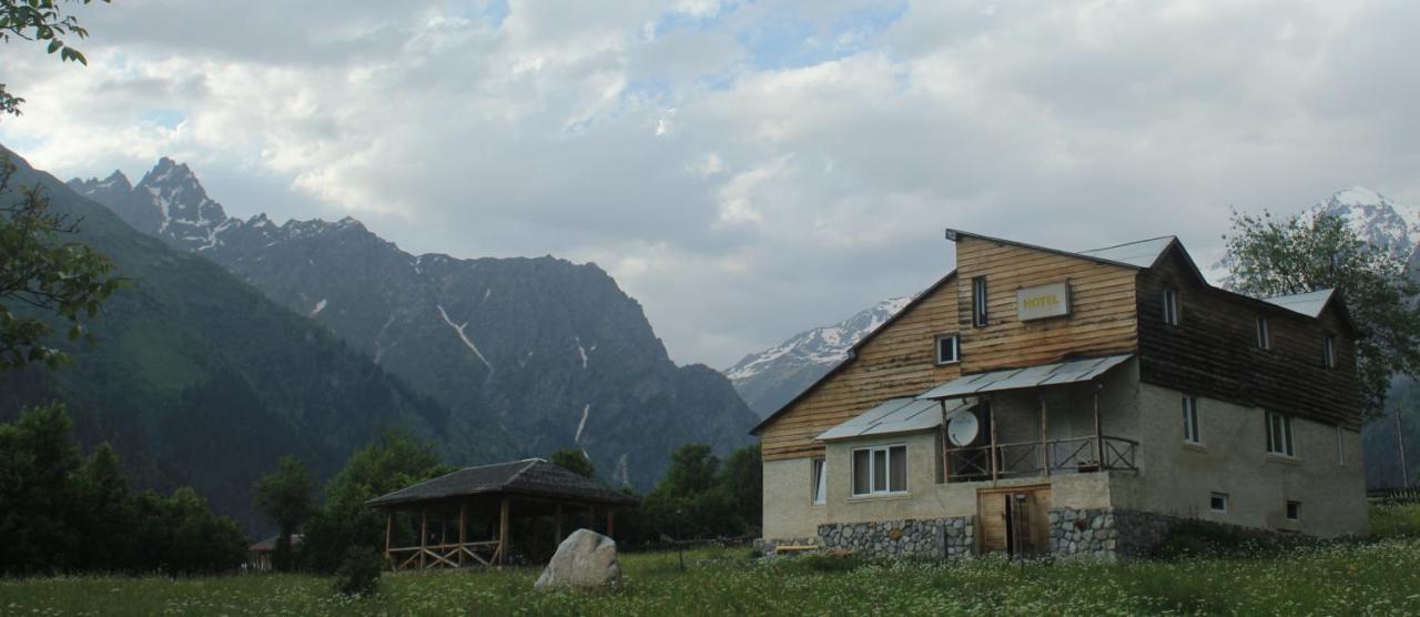 Guesthouse Daeli Mazeri エクステリア 写真